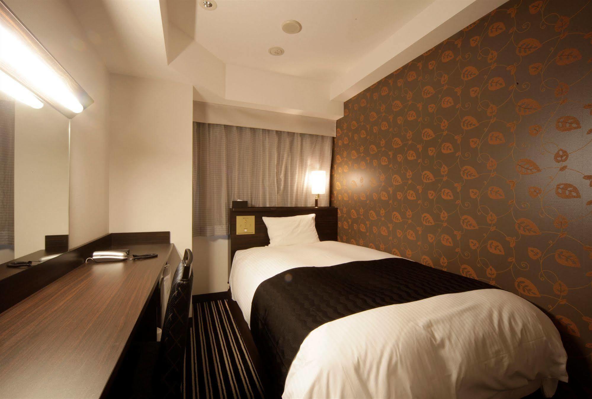 Apa Hotel Ningyocho Ekikita Токіо Екстер'єр фото
